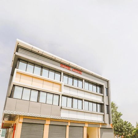 בהוי Stayguru Hotel Atithi מראה חיצוני תמונה