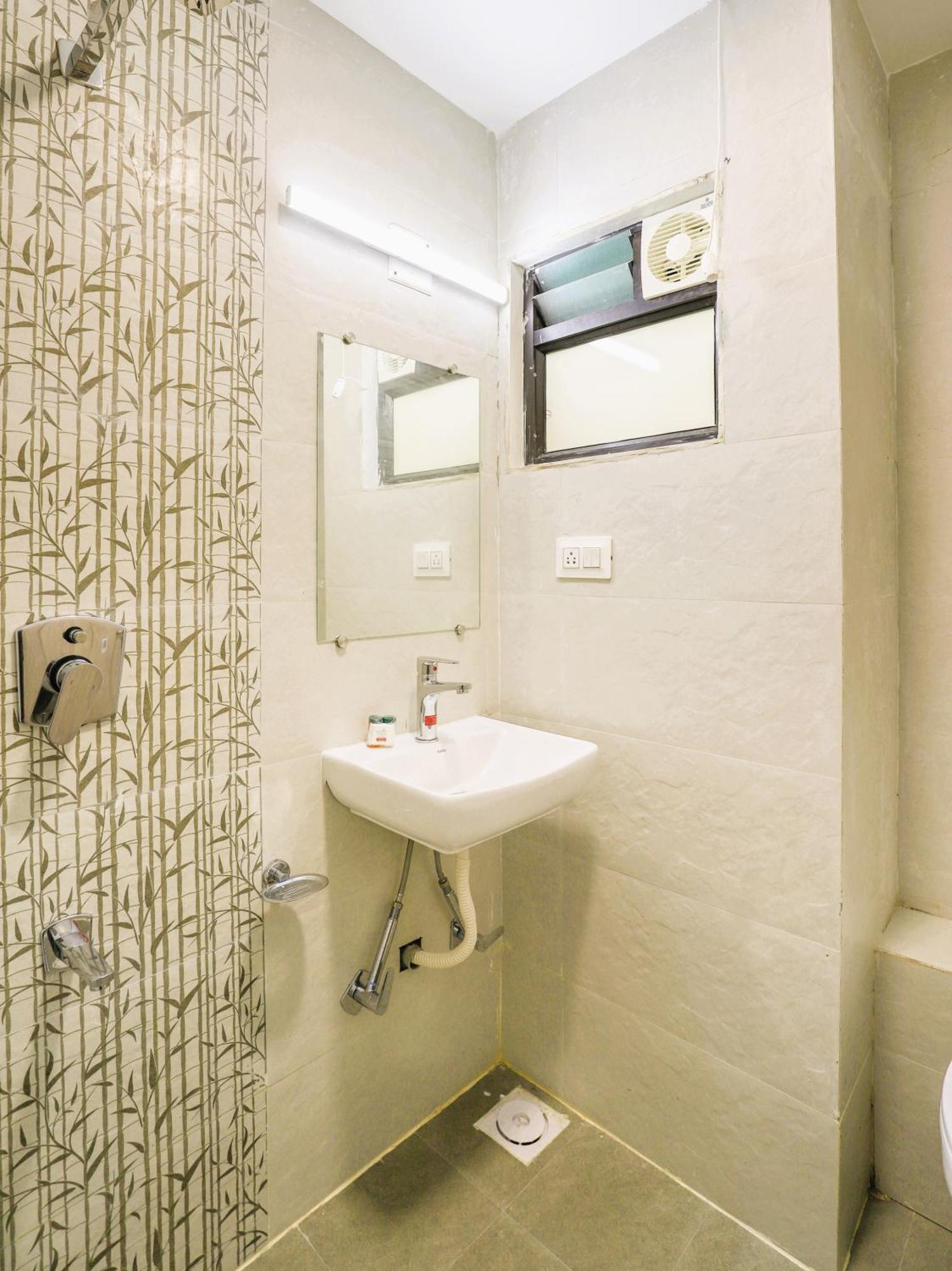 בהוי Stayguru Hotel Atithi מראה חיצוני תמונה
