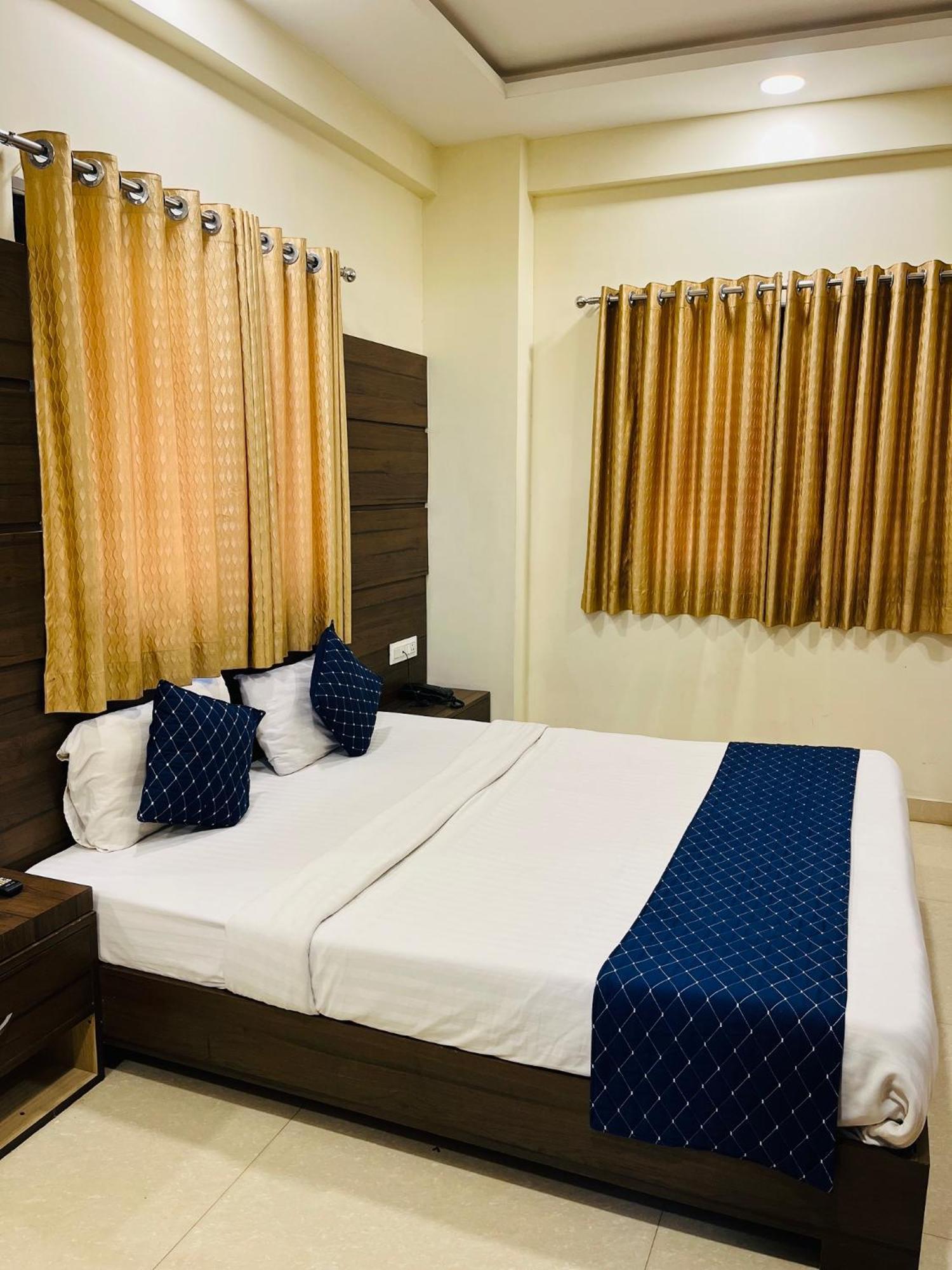 בהוי Stayguru Hotel Atithi מראה חיצוני תמונה